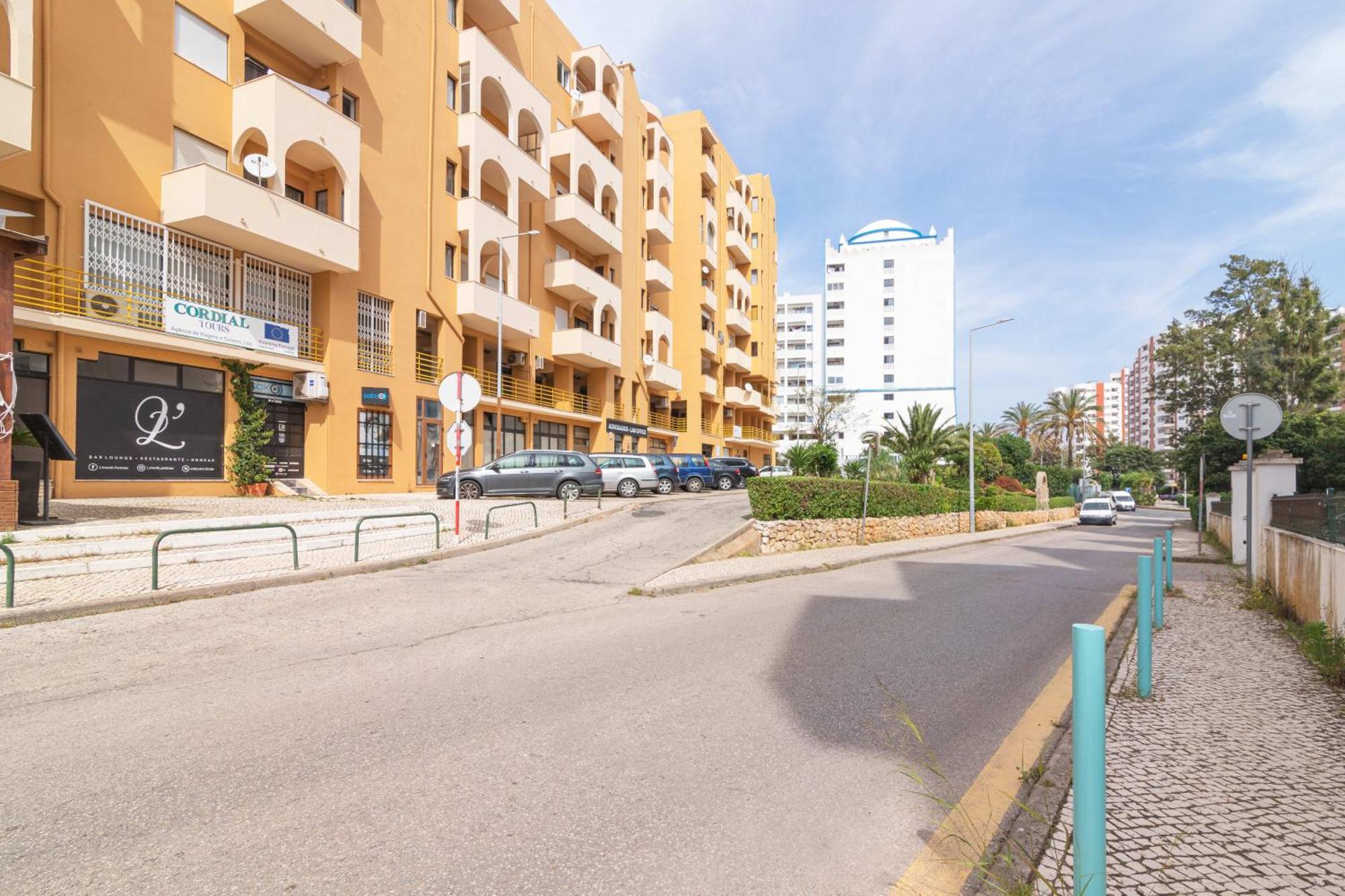 Patio Da Rocha - Silhueta Citadina Apartment Portimão Exterior photo